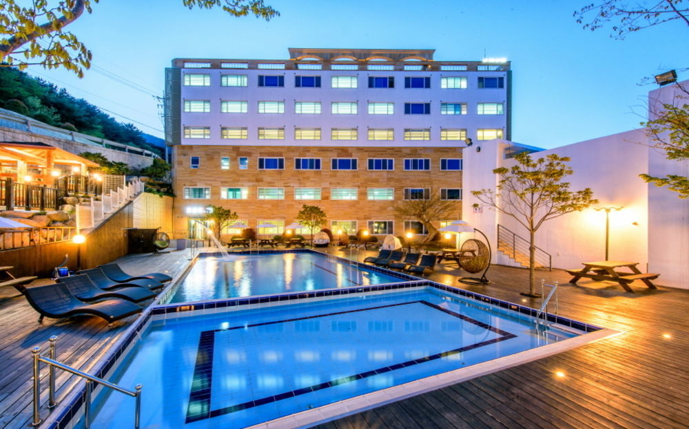 Doya Hotel Kodzse Kültér fotó