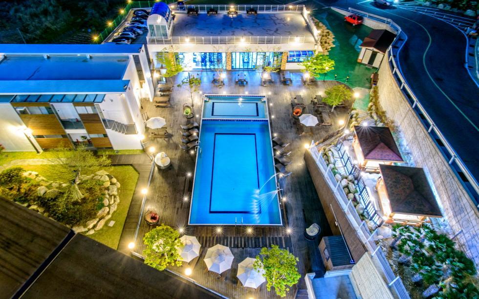 Doya Hotel Kodzse Kültér fotó